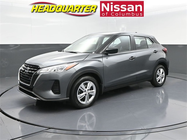 2025 Nissan KICKS PLAY Base's photo