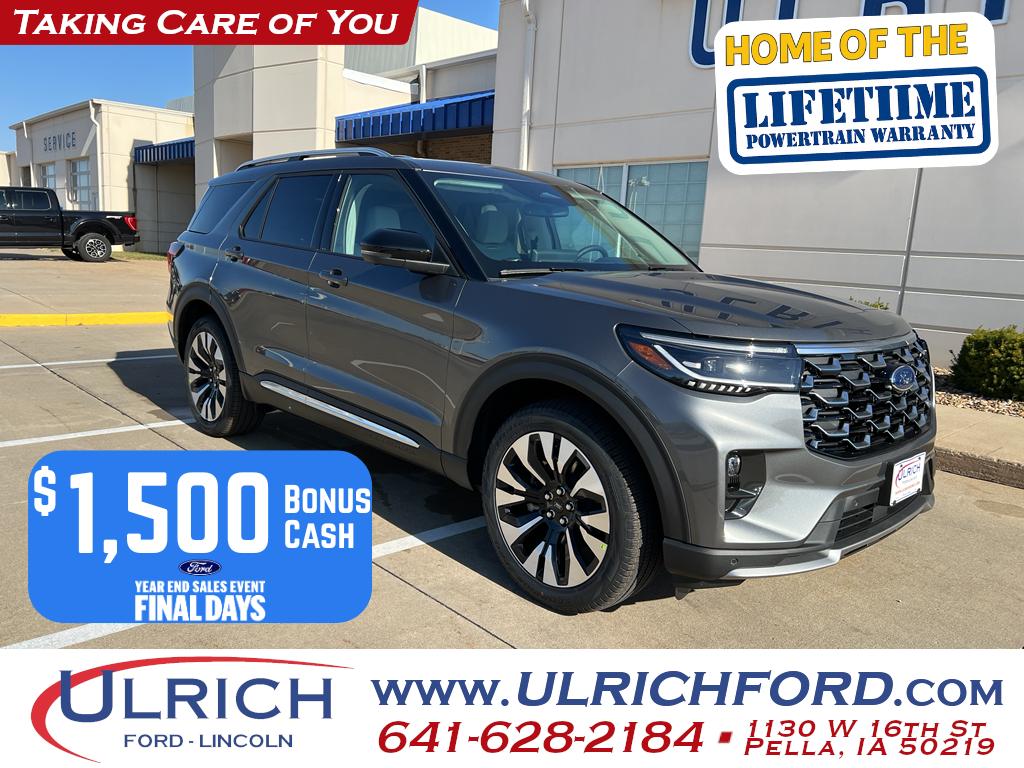 2026 Ford Explorer Platinum's photo