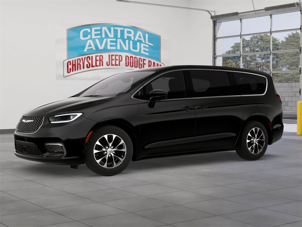 2026 Chrysler Pacifica photo 2