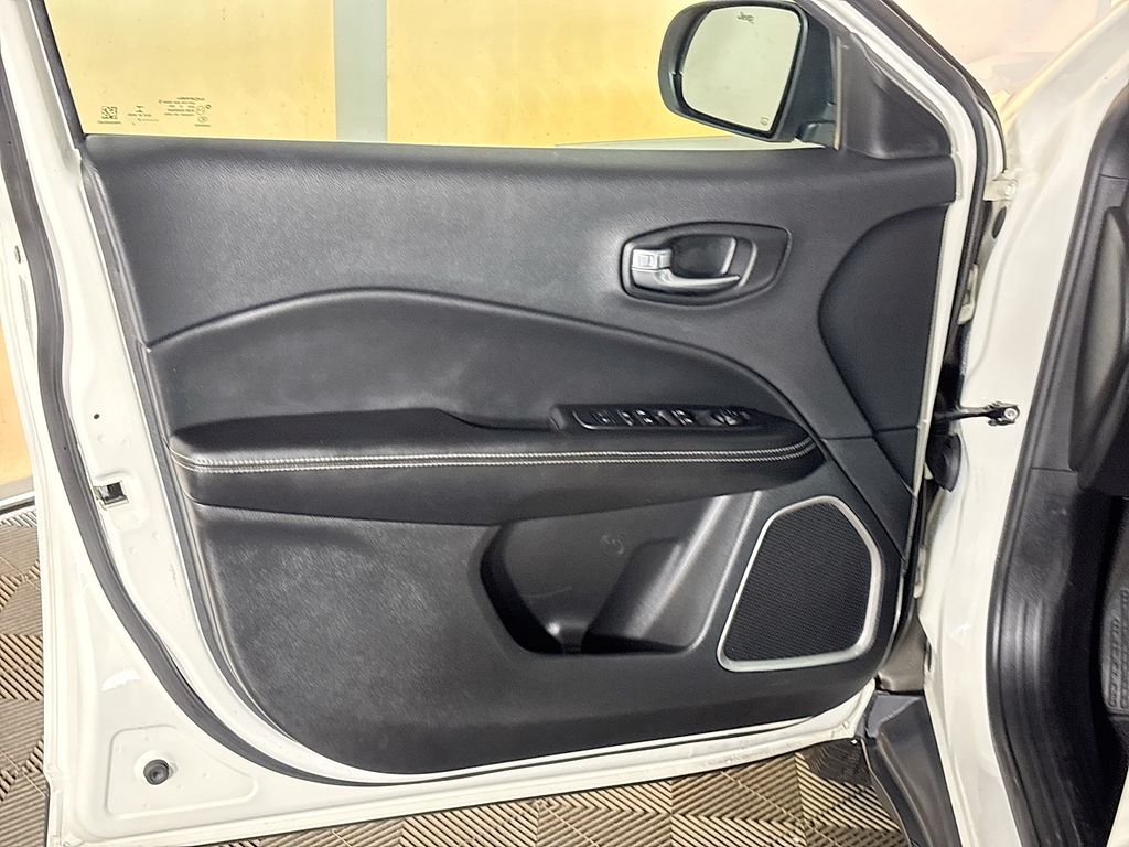 2021 Jeep Compass Special Edition photo 10