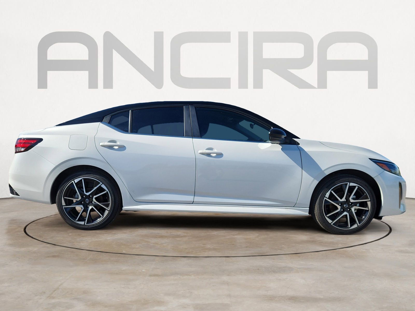 2025 Nissan Sentra SR photo 10