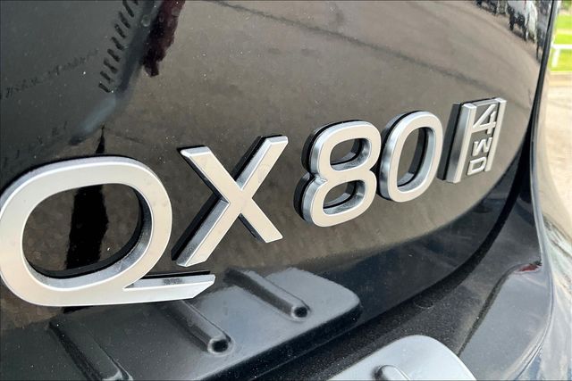 2026 Infiniti QX80 Luxe photo 2