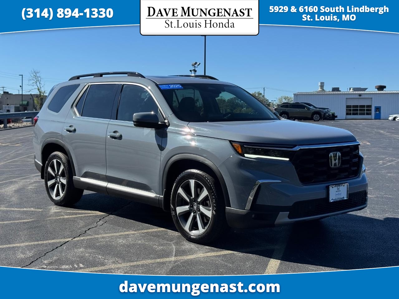 2025 Honda Pilot Touring's photo