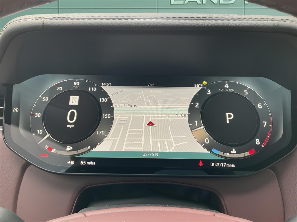 2025 Land Rover Range Rover SE photo 22