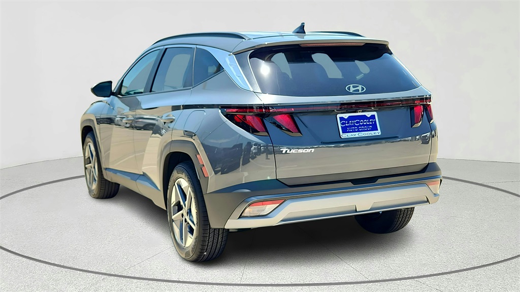 2025 Hyundai Tucson SEL photo 18