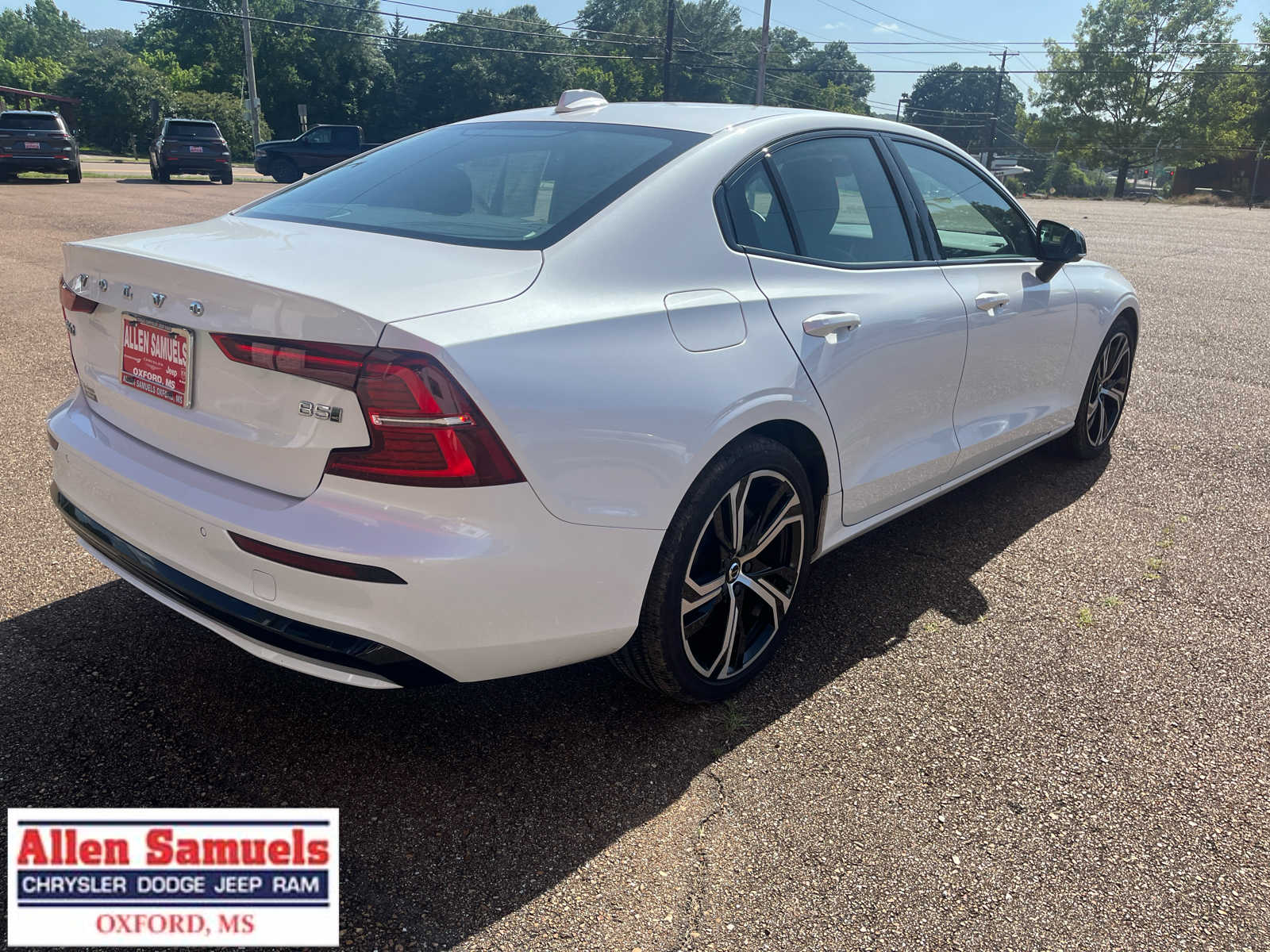 2024 Volvo S60 Core photo 3