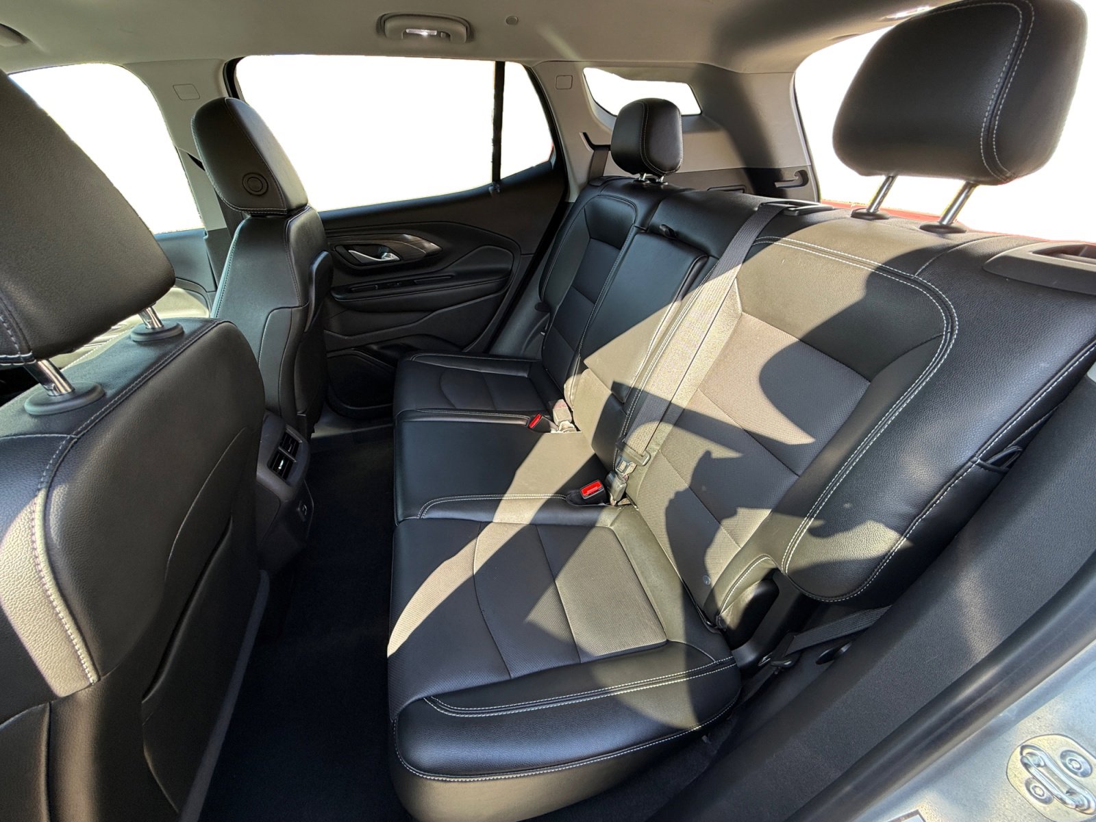 2024 Gmc Terrain SLT photo 16