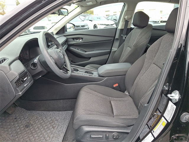 2023 Honda Accord 1.5T EX photo 9