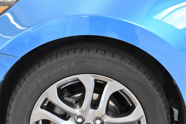 2019 Toyota Yaris LE photo 25