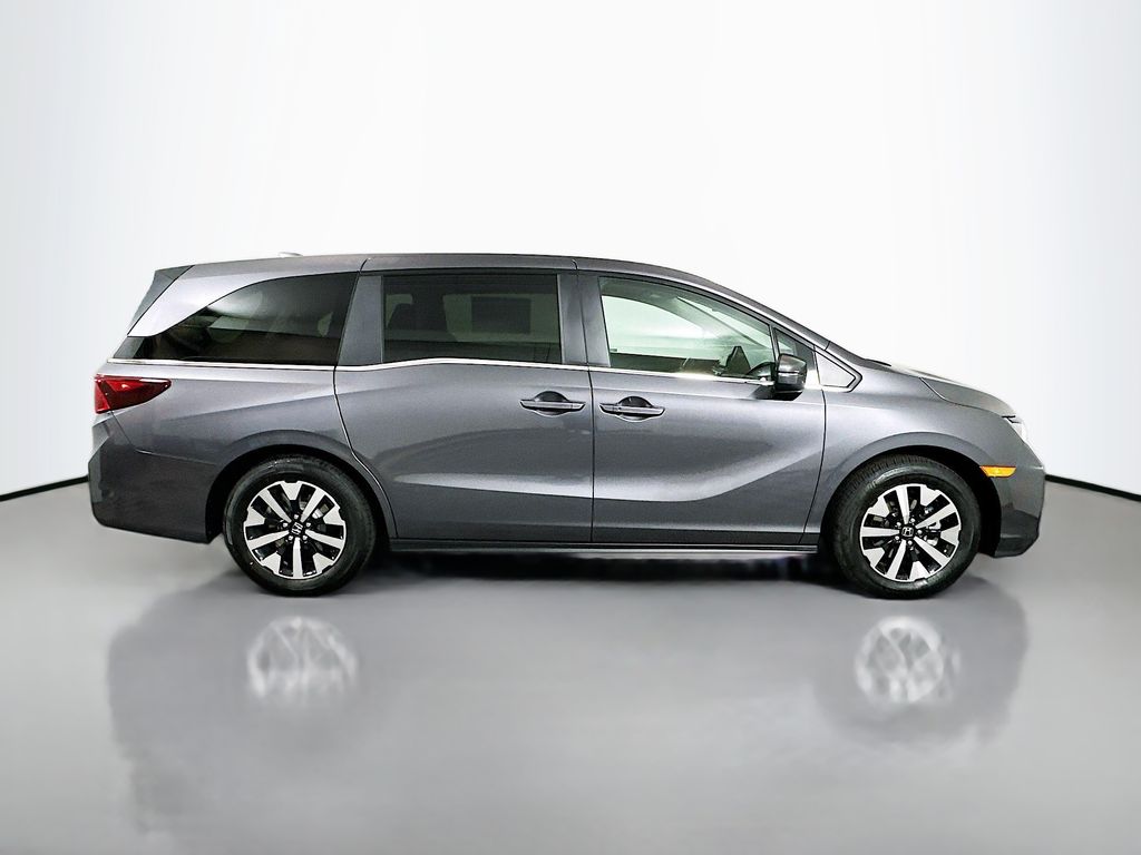 2026 Honda Odyssey EX-L photo 4