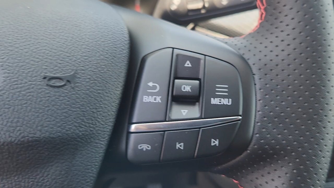 2025 Ford Escape ST-Line photo 14