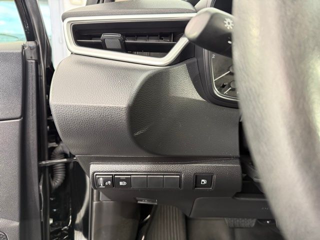 2023 Toyota Corolla Hybrid LE photo 37