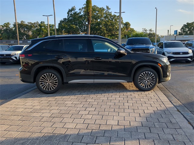 2025 Volkswagen Tiguan S photo 3