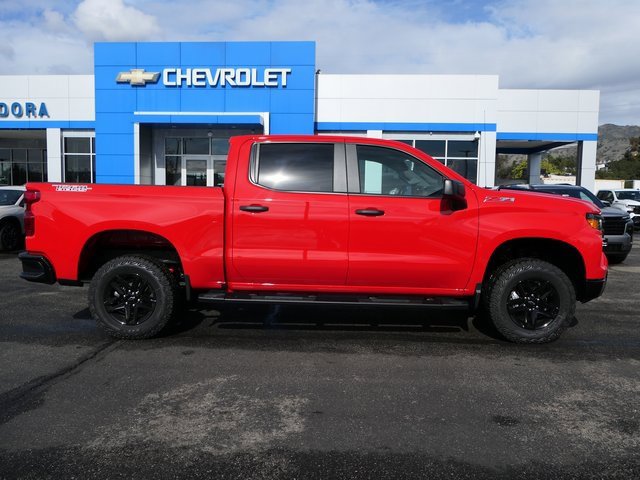 2026 Chevrolet Silverado 1500 Custom Trail Boss photo 2