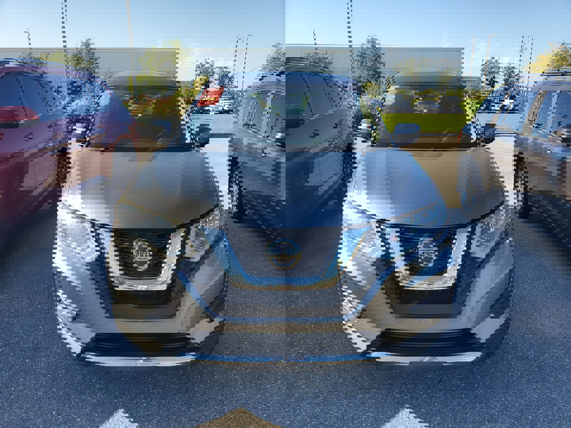 2020 Nissan Rogue S photo 2