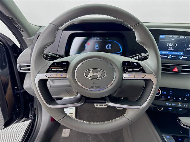 2025 Hyundai Elantra SEL Sport photo 12