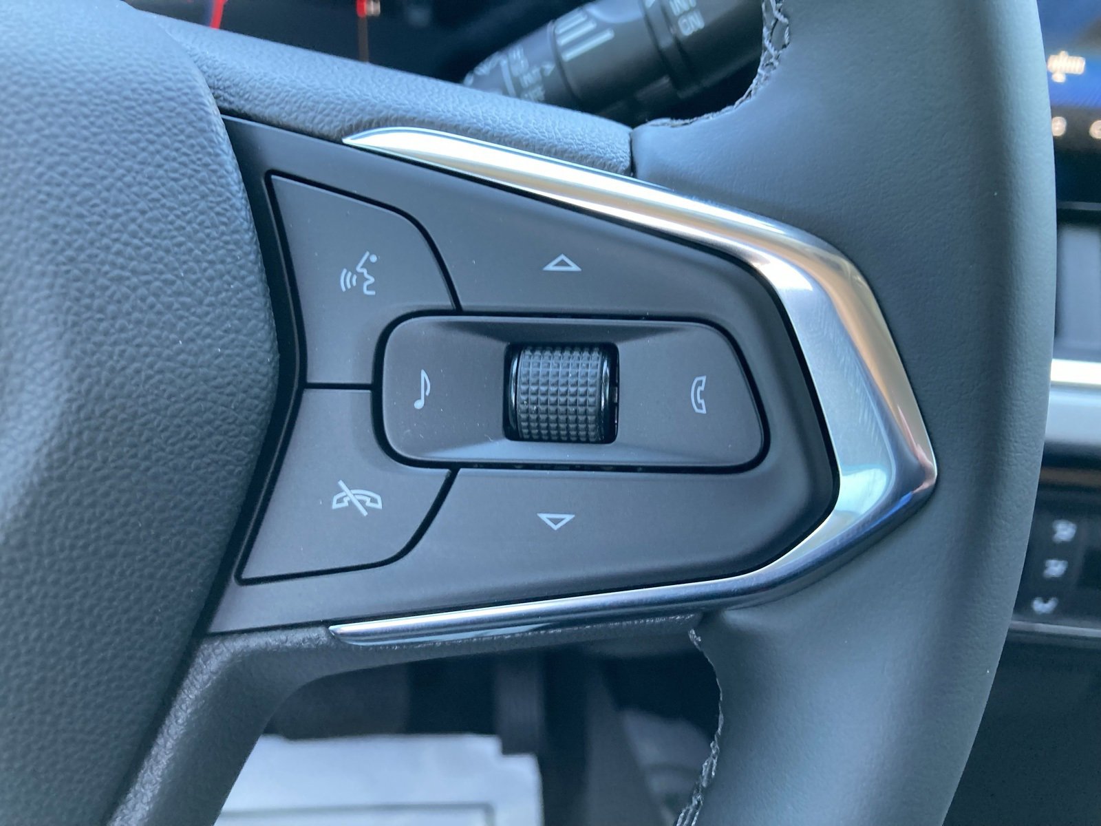 2026 Chevrolet Trax LT photo 19