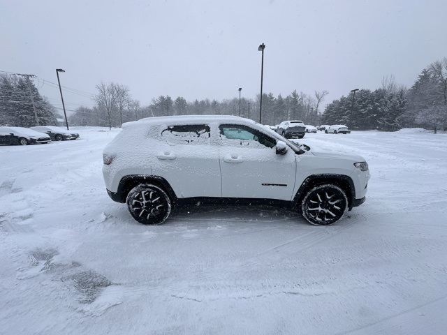 Used 2022 Jeep Compass Altitude with VIN 3C4NJDBB0NT194323 for sale in Mechanicville, NY