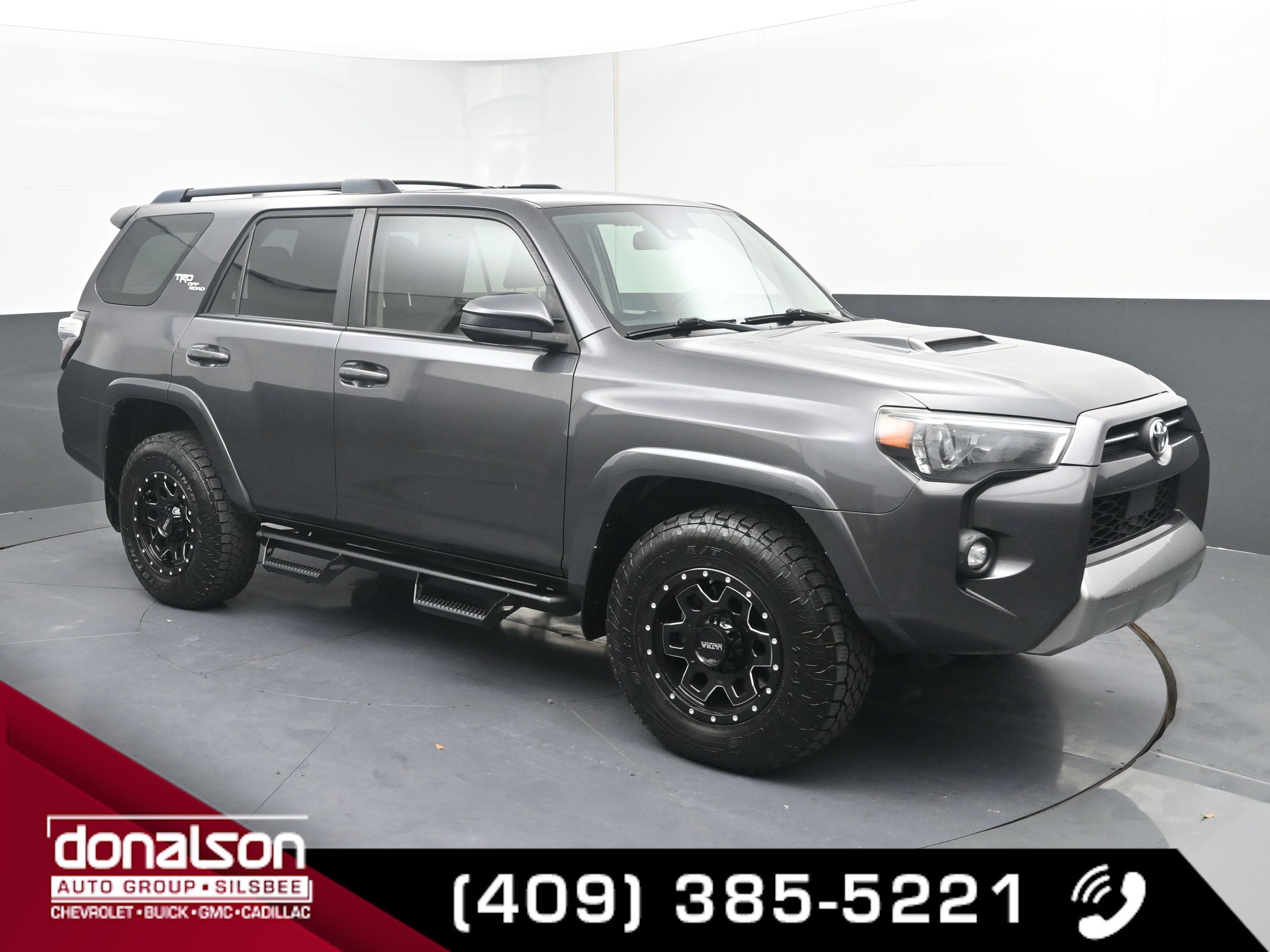 2021 Toyota 4Runner Off-Road's photo