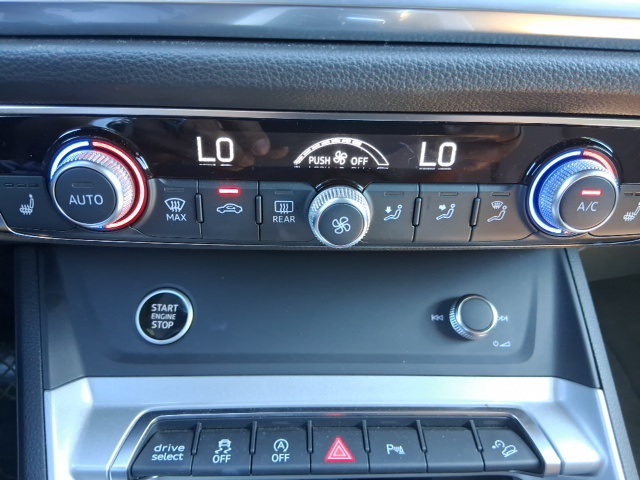 2024 Audi Q3 S line Premium photo 14