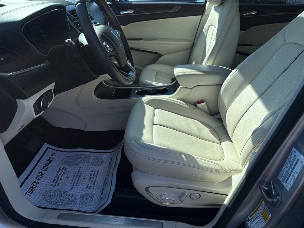 2018 Lincoln MKC Black Label photo 17