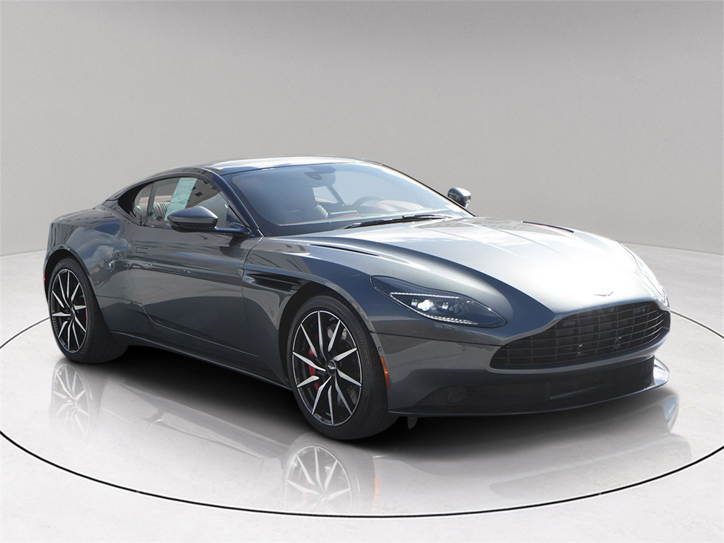 2018 Aston Martin DB11 Base's photo
