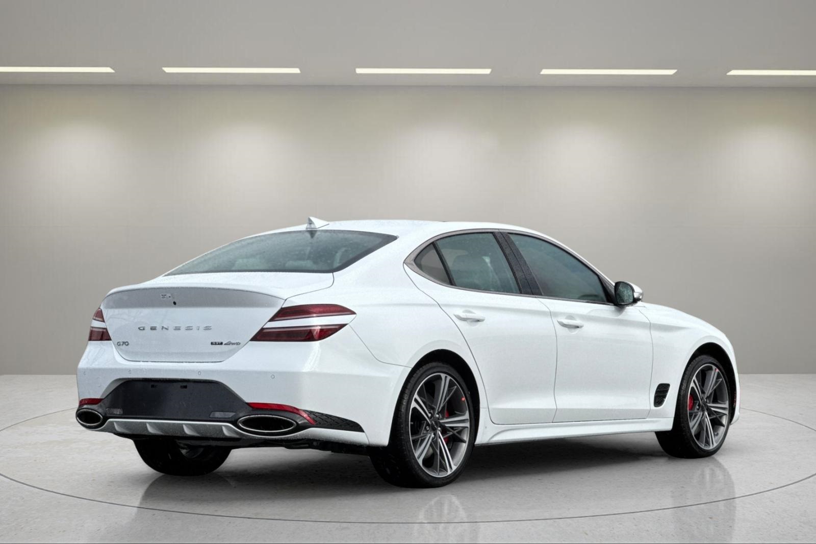 2025 Genesis G70 3.3T Sport Advanced photo 3