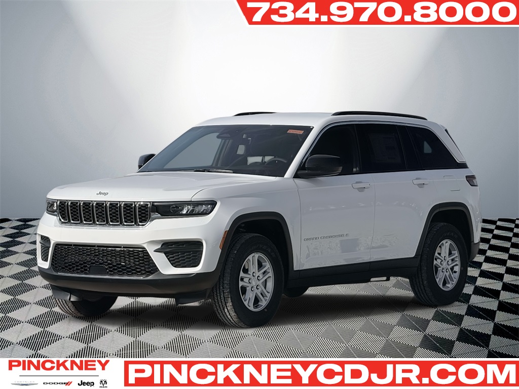 2025 Jeep Grand Cherokee Laredo's photo