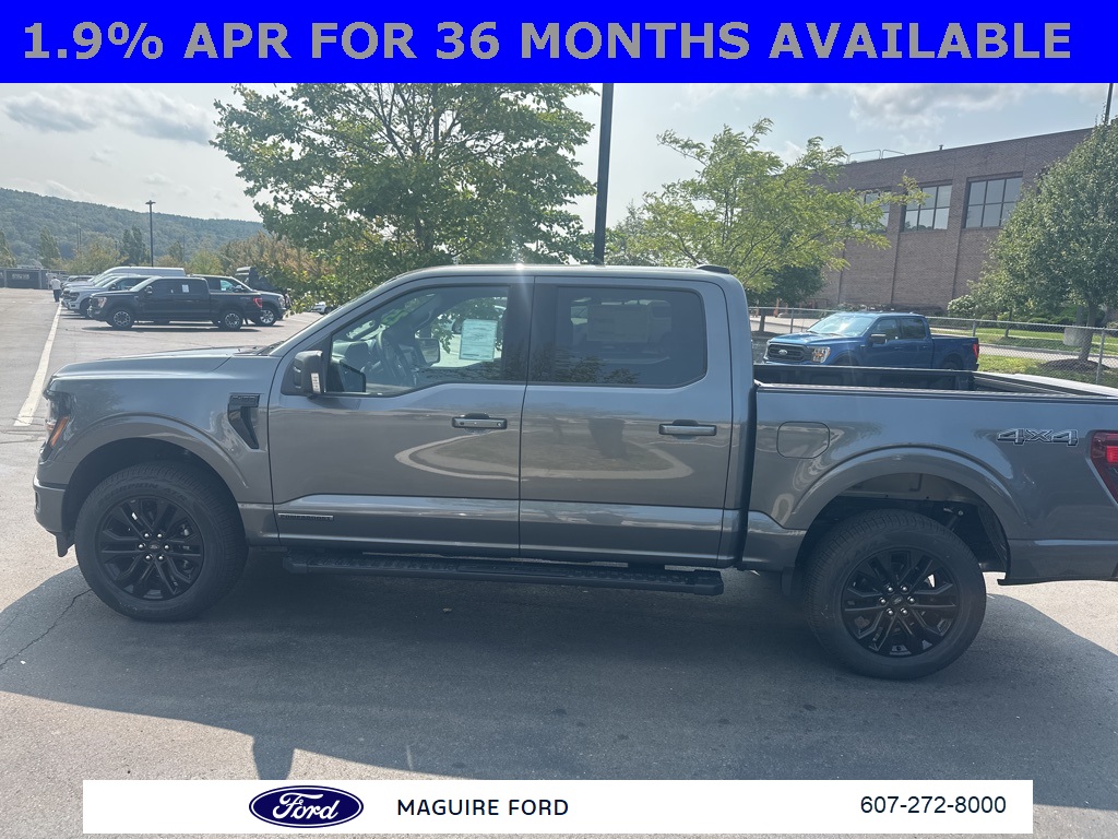 2025 Ford F-150 XLT photo 7
