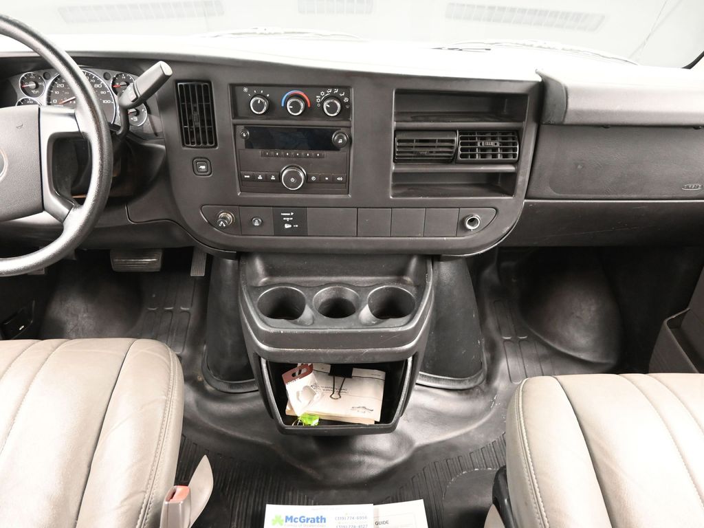 2012 Chevrolet Express 2500 Work Van photo 5