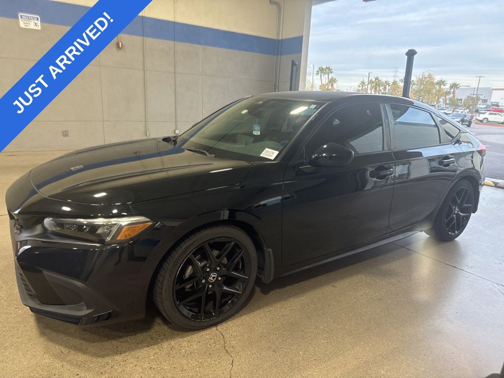 2024 Honda Civic Hatchback Sport's photo