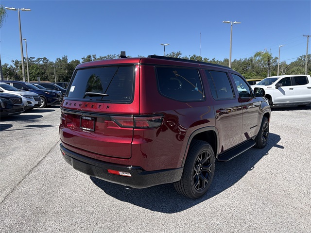 2025 Jeep Wagoneer Series II Carbide photo 4