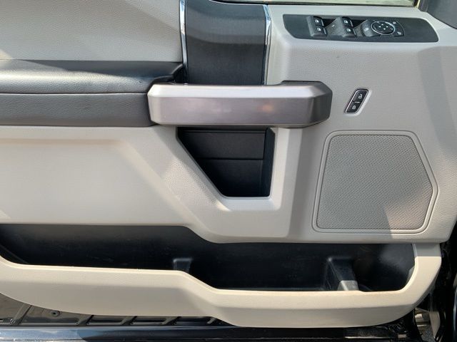 2021 Ford F-250 photo 12