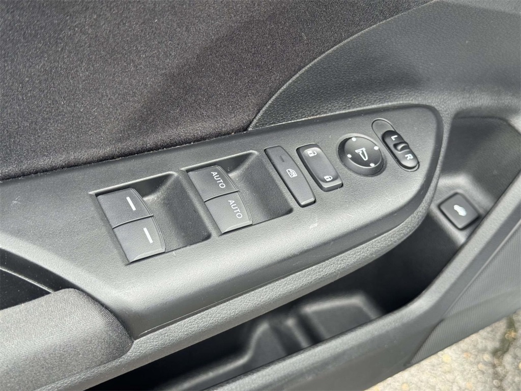 2022 Honda Insight EX photo 22