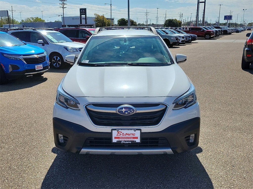2022 Subaru Outback Limited photo 3