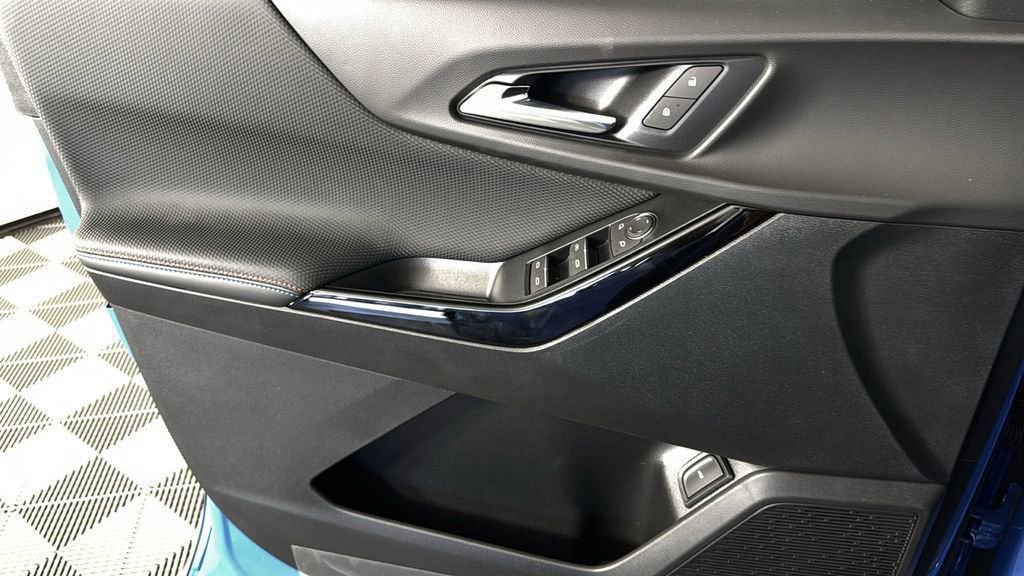 2025 Chevrolet Equinox RS photo 22