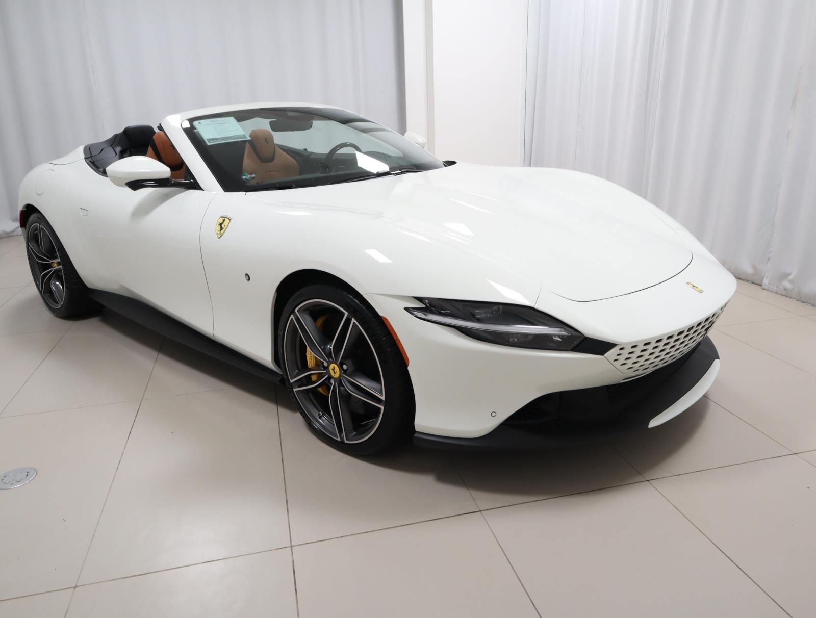 2024 Ferrari Roma Spider photo 6