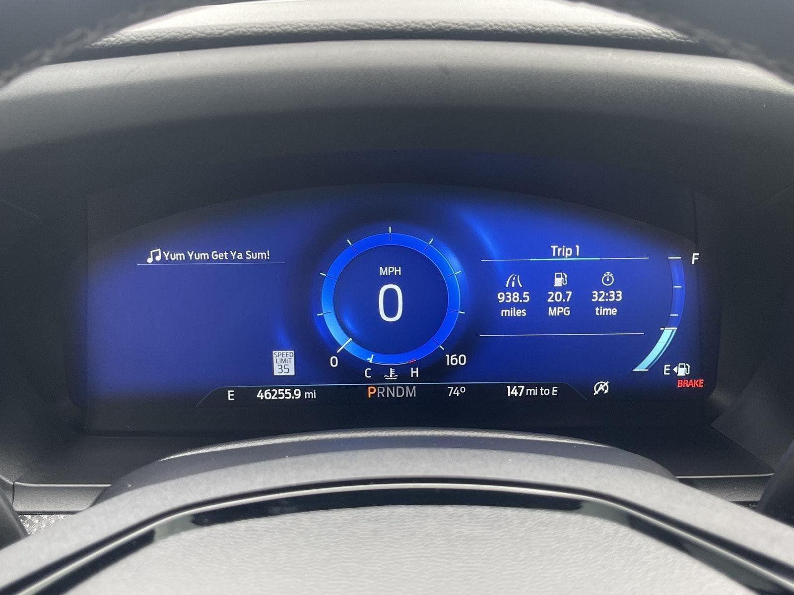 2022 Ford Explorer ST photo 23