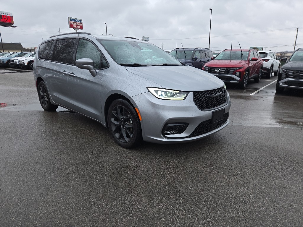2021 Chrysler Pacifica Touring L