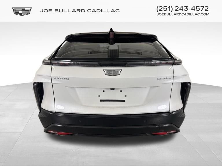 2025 Cadillac Lyriq Sport photo 3