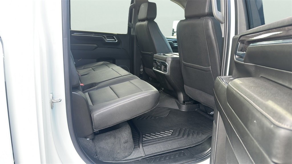 2024 Chevrolet Silverado 2500HD LTZ photo 12