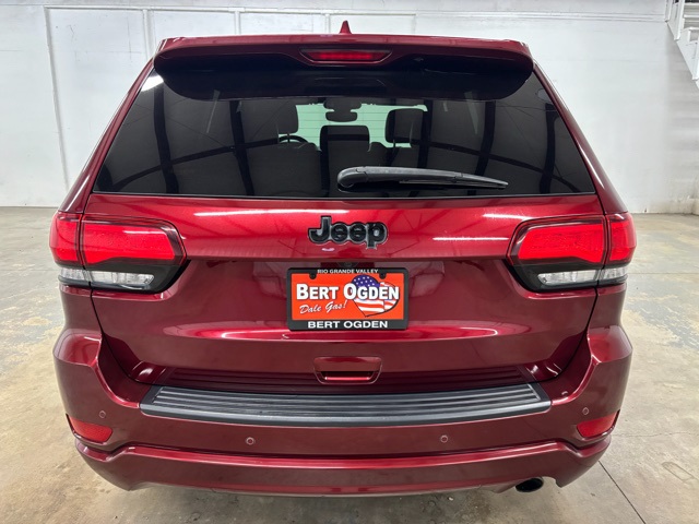 2020 Jeep Grand Cherokee Altitude photo 3