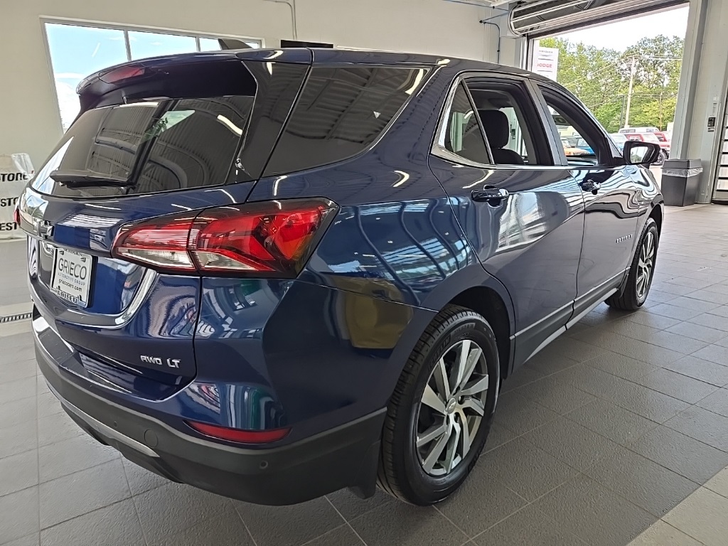 2022 Chevrolet Equinox LT photo 9