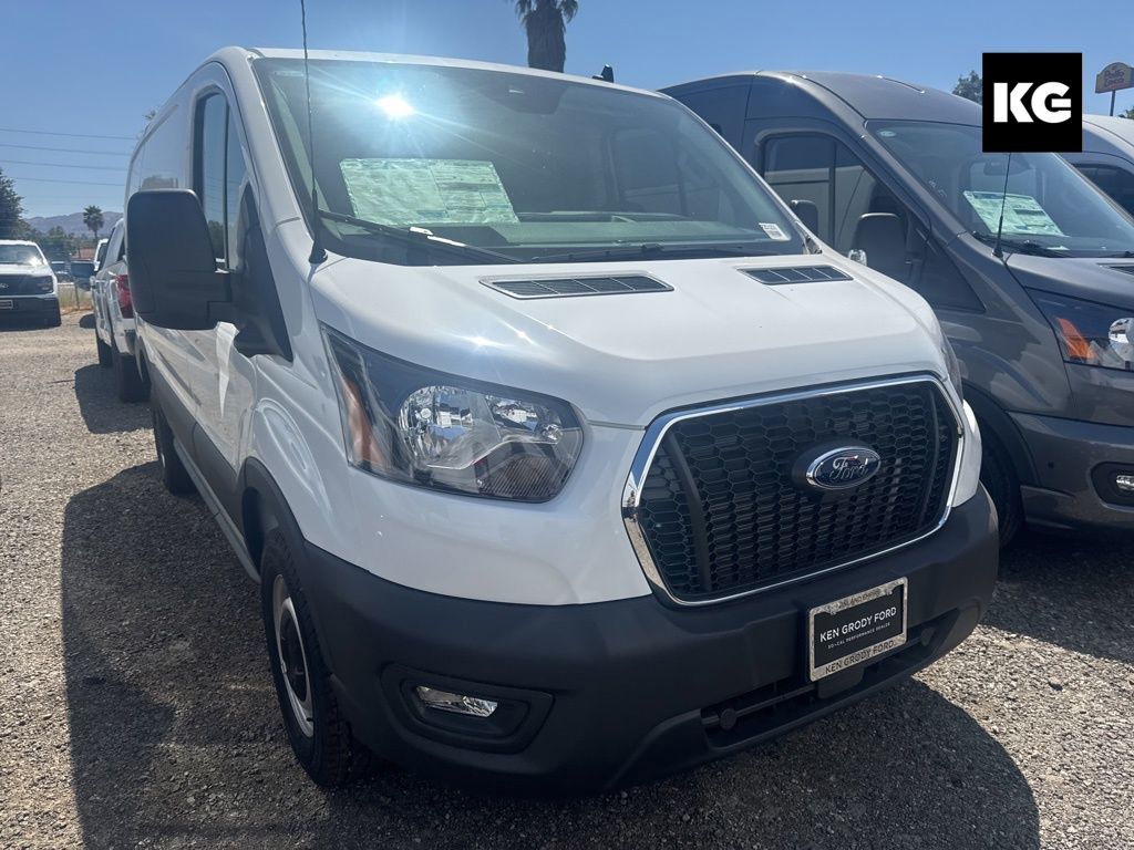 2025 Ford Transit Van Base's photo