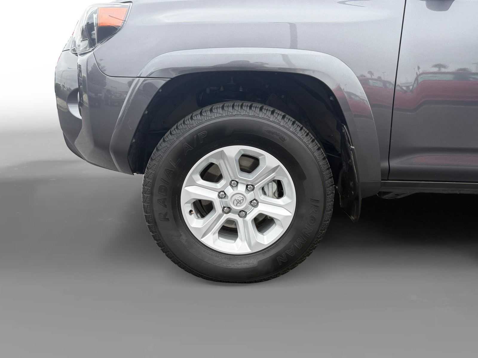 2023 Toyota 4Runner SR5 photo 9