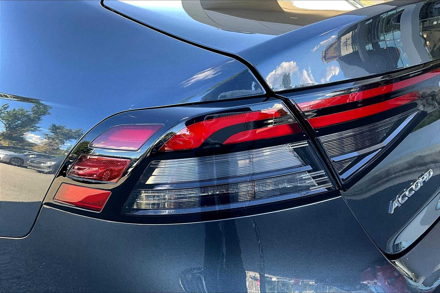 2023 Honda Accord EX photo 27