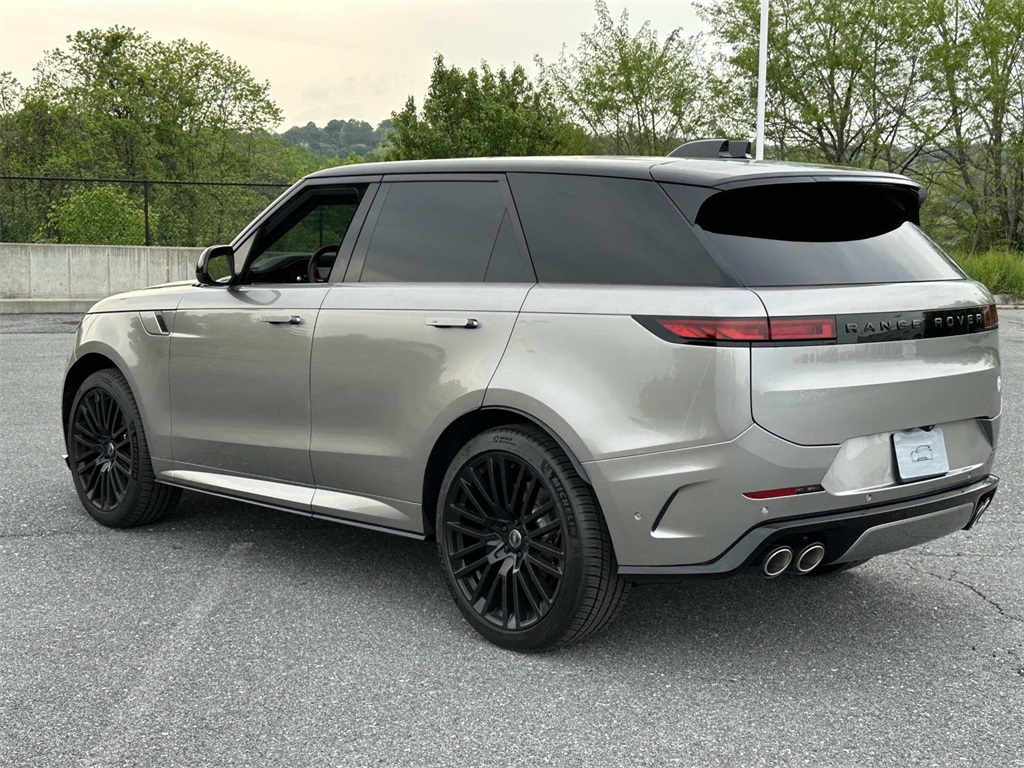 2024 Land Rover Range Rover Sport photo 16