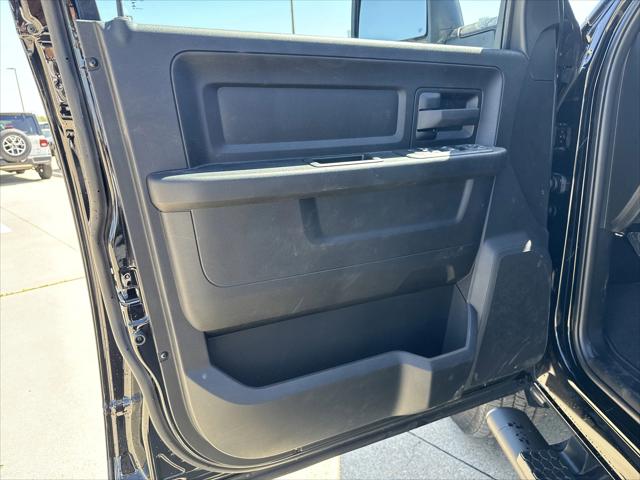 2025 Ram 2500 Tradesman photo 7