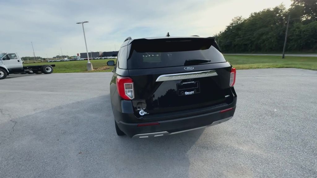 2020 Ford Explorer XLT photo 7