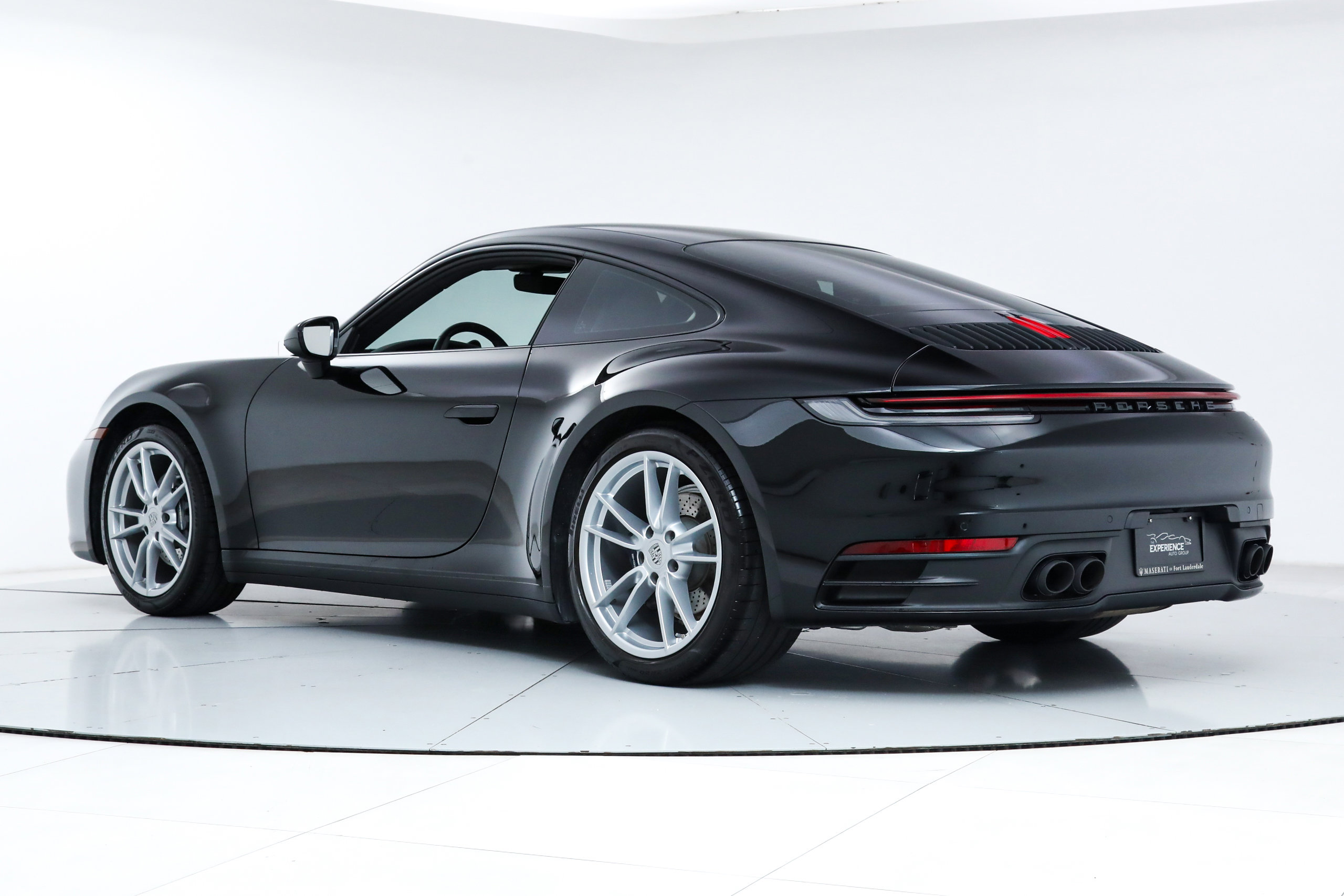2022 Porsche 911 4 photo 3